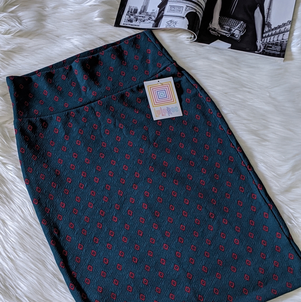 LulaRoe Cassie Skirt